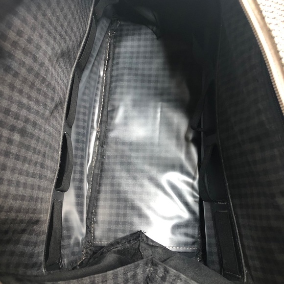 Samsonite Corporation Perfect Carry-On Luggage - Picture 7 of 10